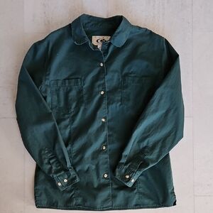 Womens dark green buttondown shirt
